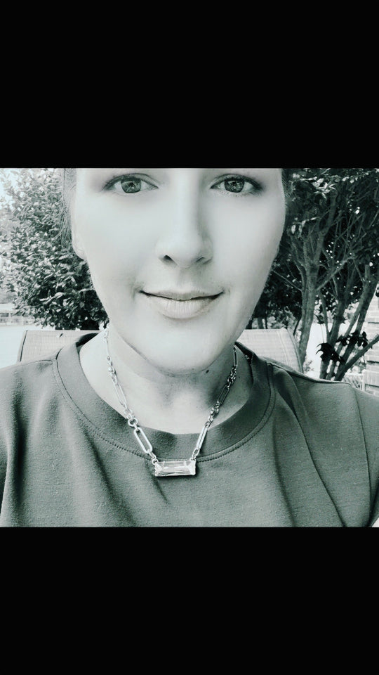 Mallory • Crystal Bar Necklace • Gold • Necklace