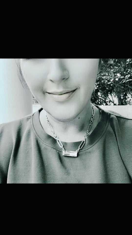 Mallory • Crystal Bar Necklace • Gold • Necklace