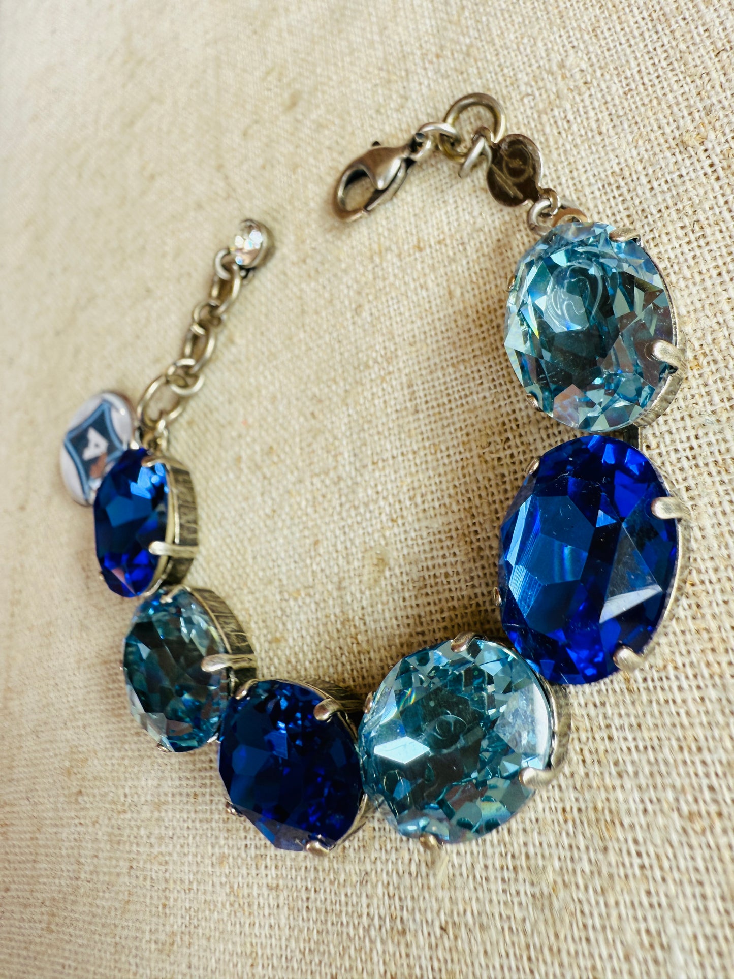 Aynor Blue Jackets Oval Crystal Tennis Bracelet