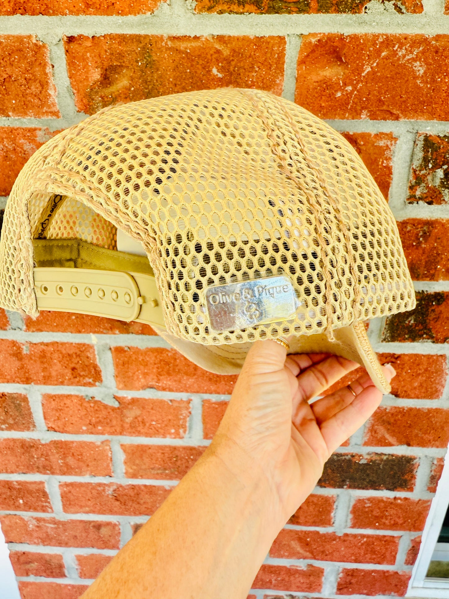 Iris Crystal Embellished Fashion Baseball Hat