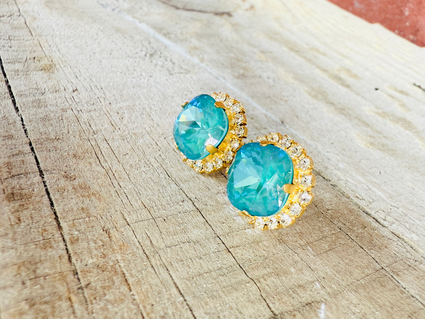 Lacy Turquoise Crystal Stud Earring