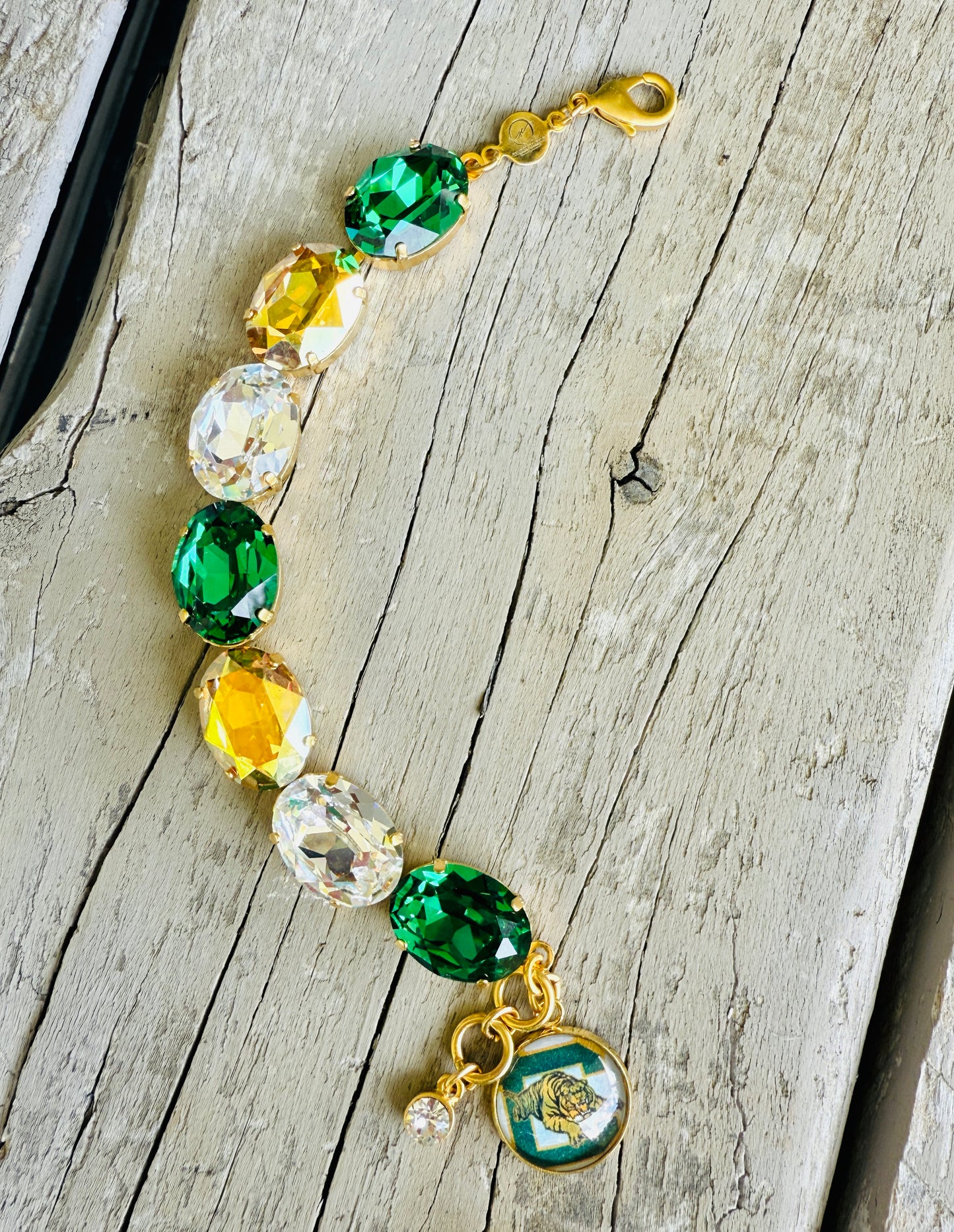 Conway Tiger Oval Cut Crystal Bracelet